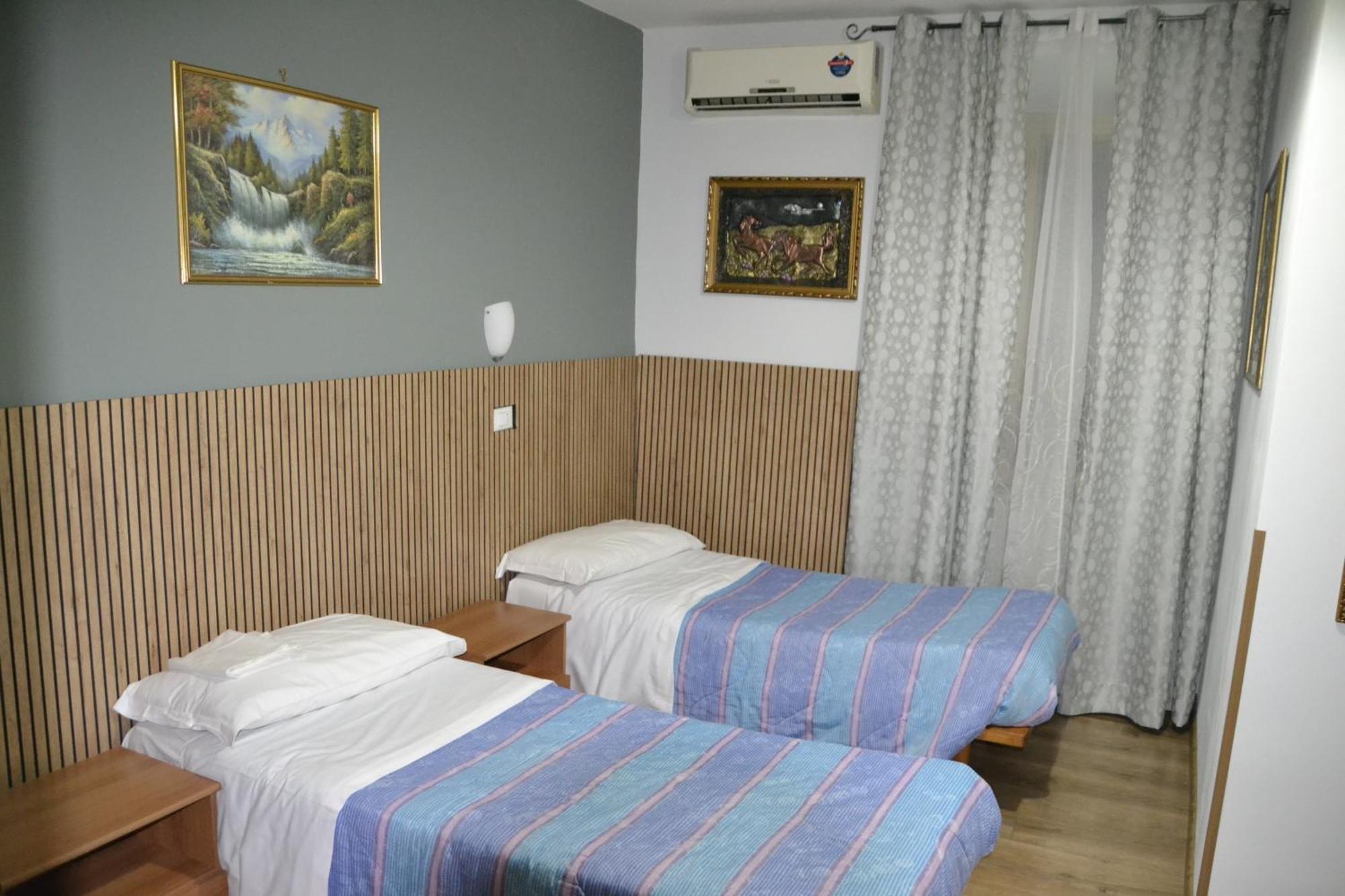 Aurora Boreale Hotel Roma Ngoại thất bức ảnh